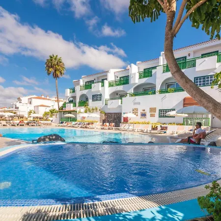 Lush In Santa Cruz De Tenerife *